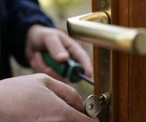 Lock Safe Services Denver, CO 303-729-1009 - lock-change